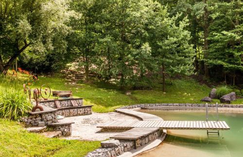 Kraljevec Sesvetski House | Country house with a pool in Medvednica Nature Park