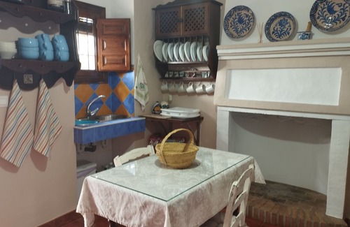 Iznajar House | Country House with large Pool and Stunning Views. Near the Historic Iznajar