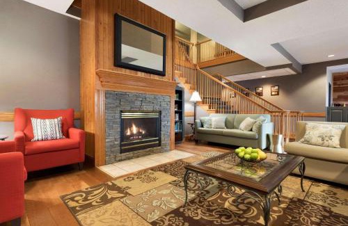 Shakopee Hotel | Country Inn & Suites by Radisson, Minneapolis-Shakopee