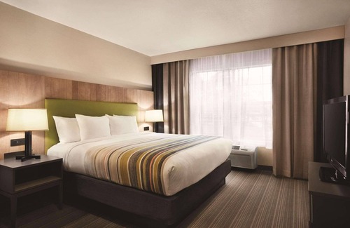 Newnan Hotel | Country Inn & Suites by Radisson, Newnan, GA