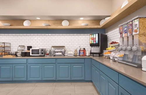 Merrillville Hotel | Country Inn & Suites by Radisson, Merrillville, IN