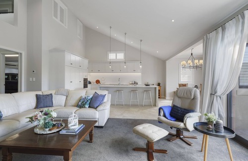Papakura House | Country Living At Its Best-Outdoor Dream