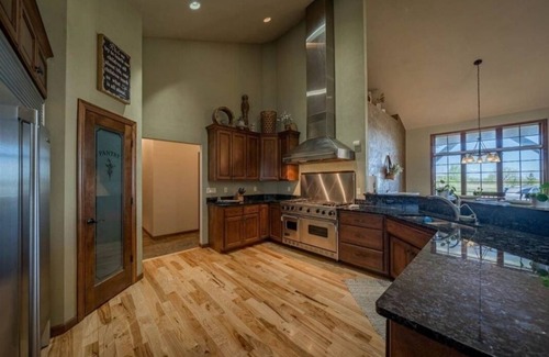Winneconne House | Country Oasis w/heated pool and hot tub