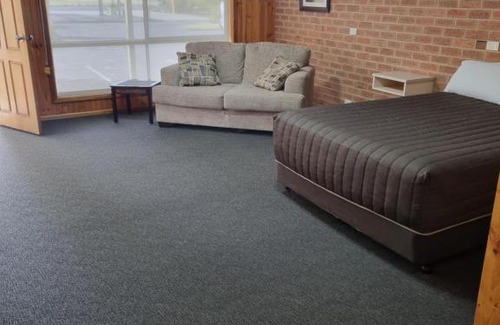 Naracoorte Hotel | Country Roads Motor Inn Naracoorte