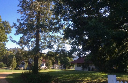 Emu Vale House | country school