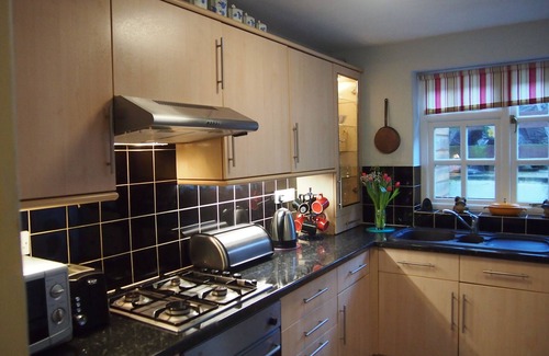 Totnes Cottage | Country Terrace Cottage close to the River Dart and Totnes Town Centre