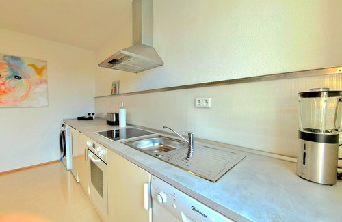 Kilianstadten Apartment | Countryside Charm & Art | 30 Min to Frankfurt Fair