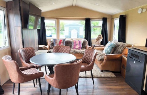 Glentham Cabin | Countryside Family Cabin Retreat