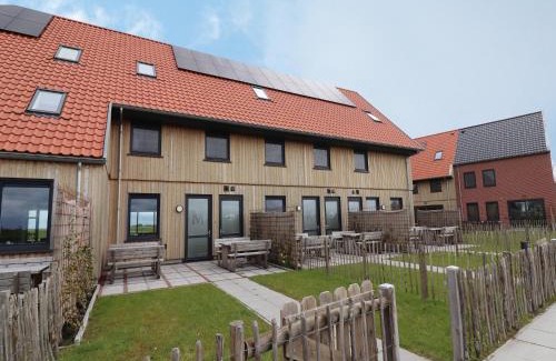 Leons House | Countryside Home in Leons