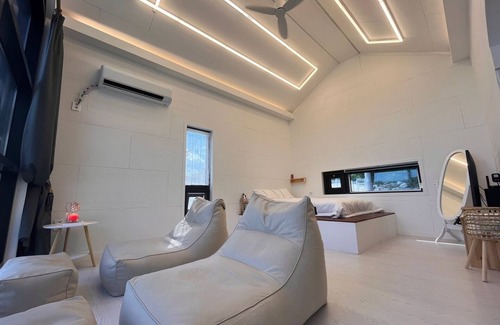Chuncheon Cabin | Couple Camping Stay a newly built private lodge