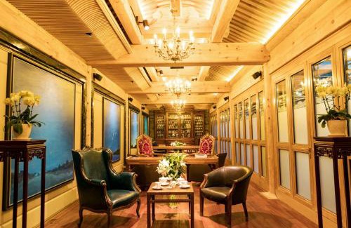 Dongcheng Hotel | Cours Et Pavillons