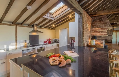 Ipswich House | Court Barn, Stoke By Nayland