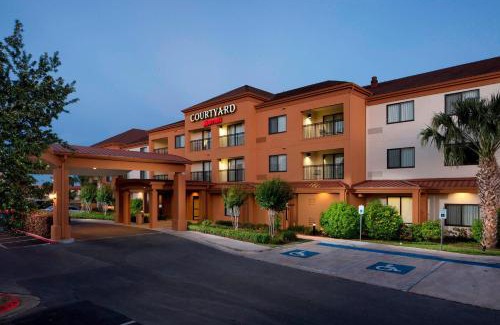 Brownsville Hotel | Courtyard by Marriott Brownsville