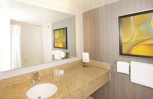 Billerica Hotel | Courtyard by Marriott Boston Billerica/Bedford
