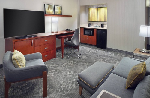 SouthPark Hotel | Courtyard by Marriott Charlotte Southpark