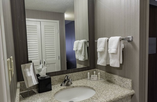 Willoughby Hotel | Courtyard by Marriott Cleveland Willoughby
