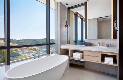 Qinhuangdao City Center Hotel | Courtyard by Marriott Qinhuangdao