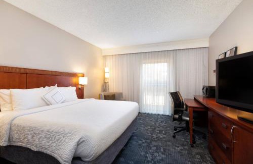 Bedford Hotel | Courtyard by Marriott Dallas-Fort Worth/Bedford