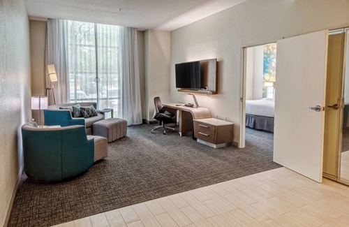 Herndon Hotel | Courtyard by Marriott Dulles Airport Herndon