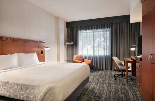 Witmer Hotel | Courtyard by Marriott Lancaster
