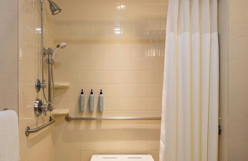 Middleton Hotel | Courtyard by Marriott Madison West Middleton