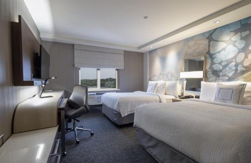 Auburndale Hotel | Courtyard by Marriott New York Queens/Fresh Meadows