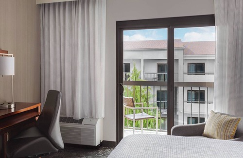 Wayne Hotel | Courtyard by Marriott Philadelphia Devon/Villanova