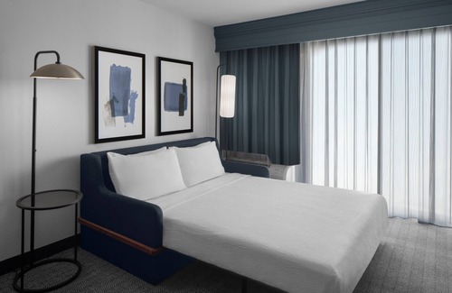Maryvale Hotel | Courtyard by Marriott Phoenix West/Avondale