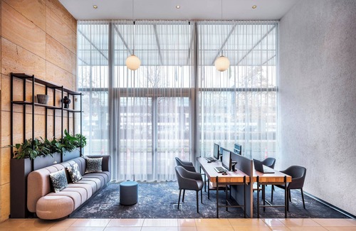Prague 6 Hotel | Courtyard by Marriott Prague Airport