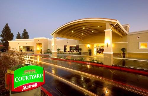Sacramento Hotel | Courtyard by Marriott Sacramento Cal Expo
