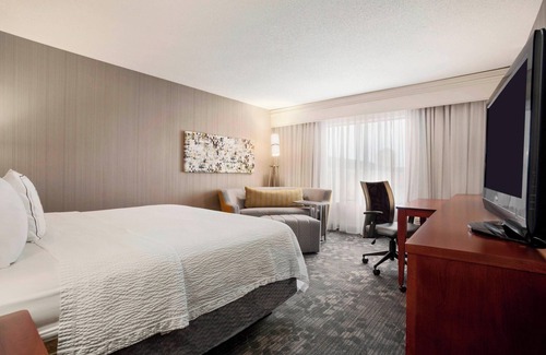 Springfield Hotel | Courtyard by Marriott Springfield