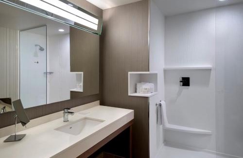 Stockade Historic District Hotel | Courtyard by Marriott Schenectady at Mohawk Harbor