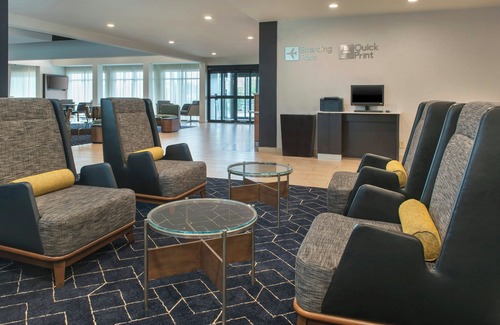 Calverton Hotel | Courtyard by Marriott Silver Spring North/White Oak