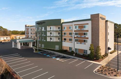 Pine Forest Hotel | Courtyard by Marriott Fayetteville Fort Liberty - Spring Lake