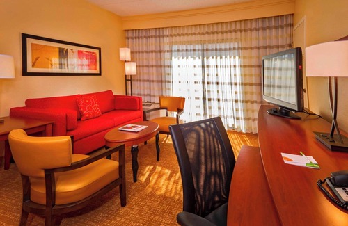 Northwest Hotel | Courtyard by Marriott Virginia Beach Norfolk