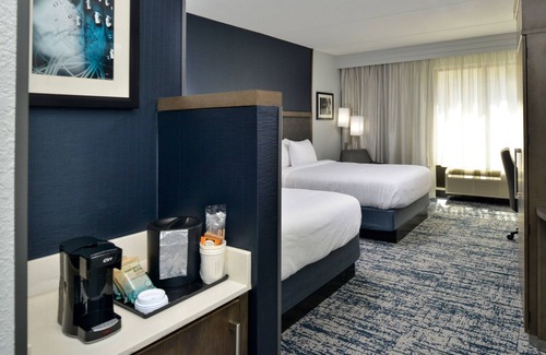 Downtown Wilmington Hotel | Courtyard by Marriott Wilmington Downtown/Historic District