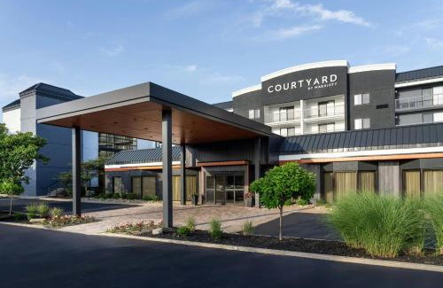 Orange Hotel | Courtyard Cleveland Beachwood