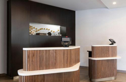Orange Hotel | Courtyard Cleveland Beachwood