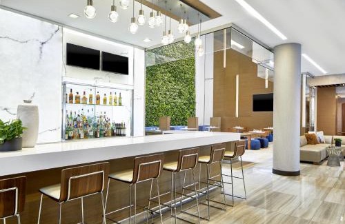 Hell's Kitchen Hotel | Courtyard New York Manhattan/Midtown West