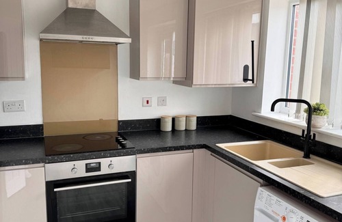 Coventry House | Coventry Chic City House - 3 Beds