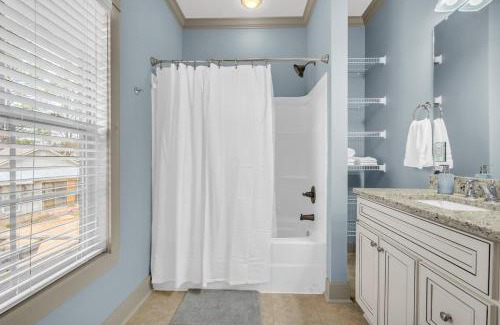 Starkville Villa | Cowbell Cottage
