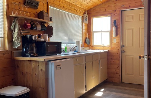 Chiloquin Cabin | Cowboy Cabin #2 on a working cattle ranch very close to Crater Lake