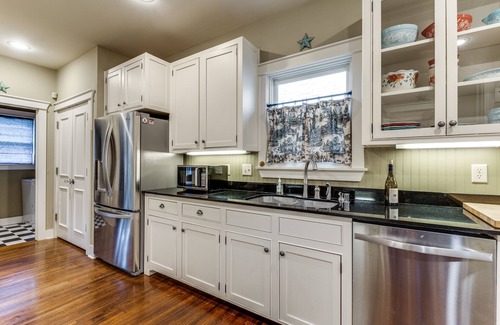 Fort Worth Cultural District House | Cowboy Casa- In the heart of it all!
