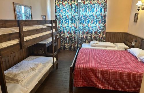 Voghera Hotel | Cowboys Guest Ranch