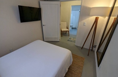 San Miguel Chapultepec Bed & Breakfast | CoWorking Bnb in Heart of Condesa