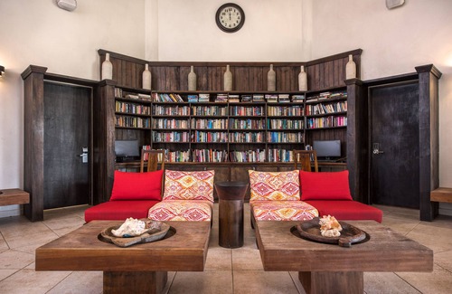 The Lime Hotel | Coyaba Beach Resort