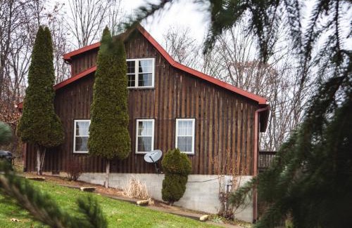 Logan House | Coyote - by The Chalets