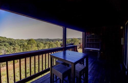 Logan House | Coyote - by The Chalets