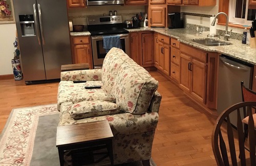 Lewisburg Apartment | Cozy 1-bedroom apartment with Central A/C ,Wi-Fi