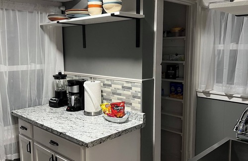 Nokomis Condo | Cozy 1-bedroom condo in South Minneapolis near the msp airport